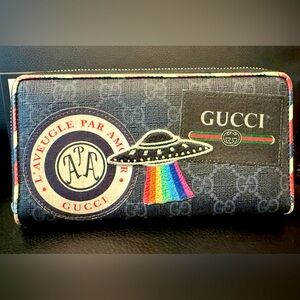 Gucci Supreme Limited Edition Patch Long Wallet